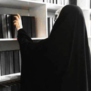 ایمانه پرهیزکار